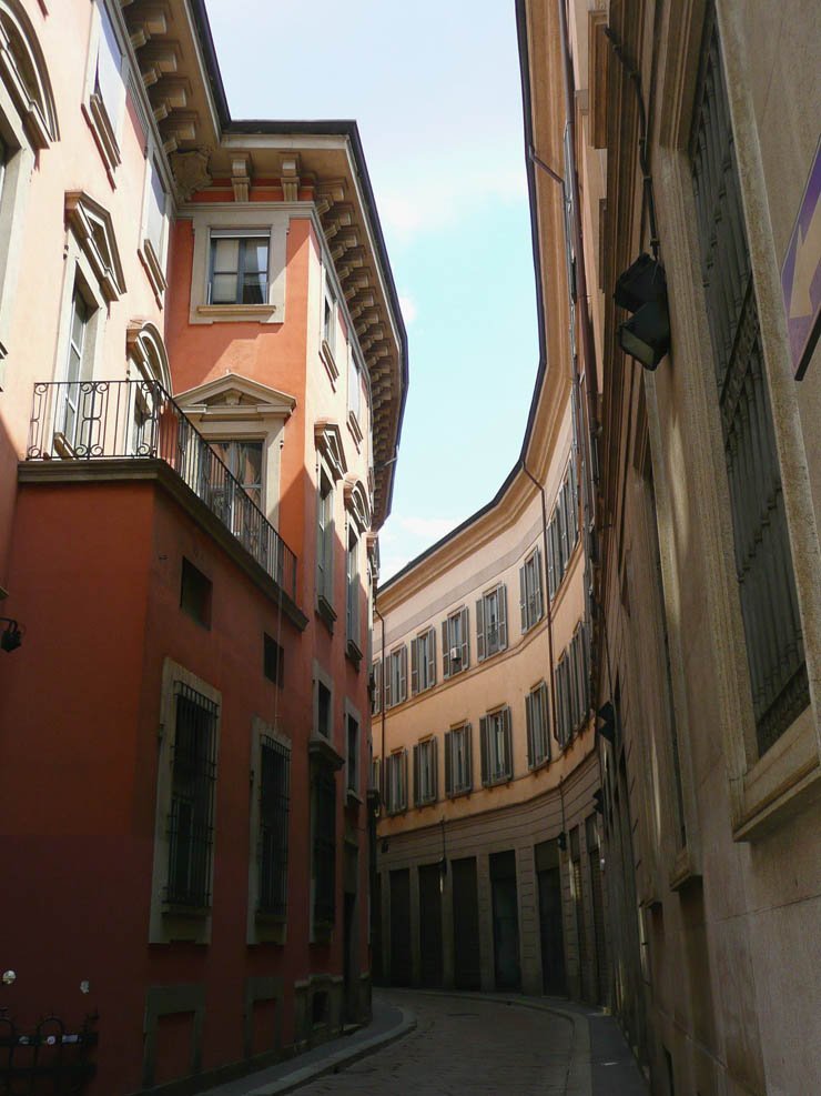 building buildings city town country street streets house houses balcony balconies window windows