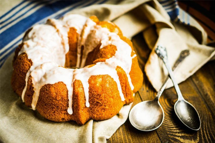 sweet dessert cook cooking bake baking bakery food baking spoon cream milk cake