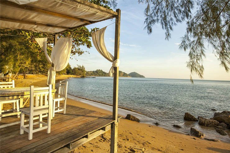 wedding party beach sea ocean sun sky chair tent festival ceremony