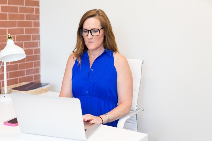 business finance formal job work employee woman boss desk working laptop office female