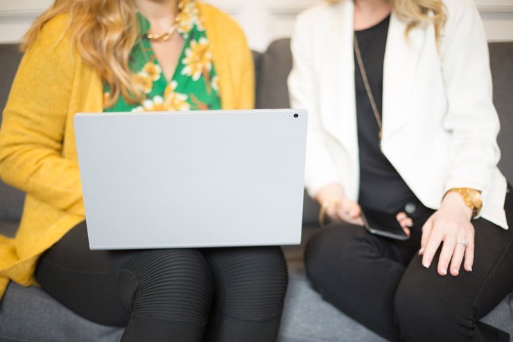 business finance formal job work employee working laptop women woman team teamwork meeting project