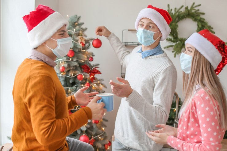 claus quarantine celebrate lockdown friend family christmas xmas santa holiday holidays celebration friends virus covid corona decoration