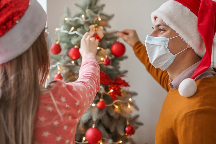 couple friends christmas claus holiday gift quarantine lockdown santa xmas friend celebration present celebrate holidays love decoration