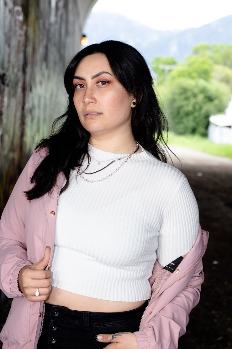 fashion beauty elegant elegance style stylish fashionista fashionable outfit model lady female woman women white shirt pink jacket jeans makeup tree