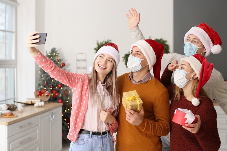 gift present holiday claus quarantine celebrate lockdown friend family christmas xmas santa holidays celebration friends corona decoration