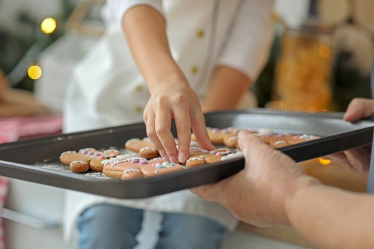 holidays eve snow christmas xmas holiday tree decoration decorations new year food bae baing cookies sweet candy ginger