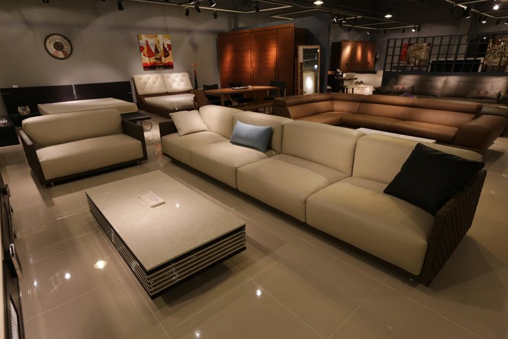 Living Area 26